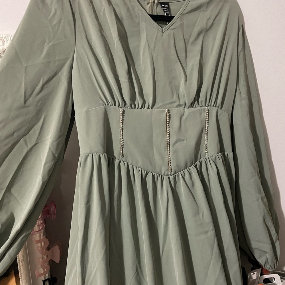 (Video) SHEIN Sage Green Maxi Dress